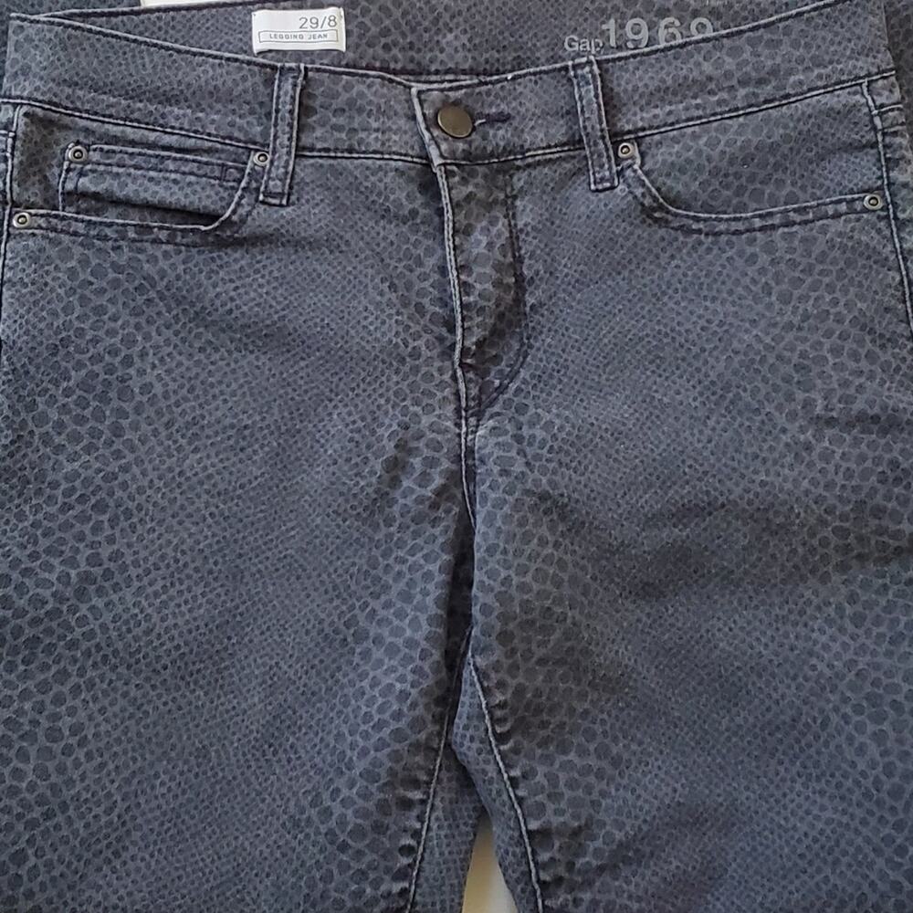 Gap | Gray Reptile Snake Pattern Legging Jean - image 8